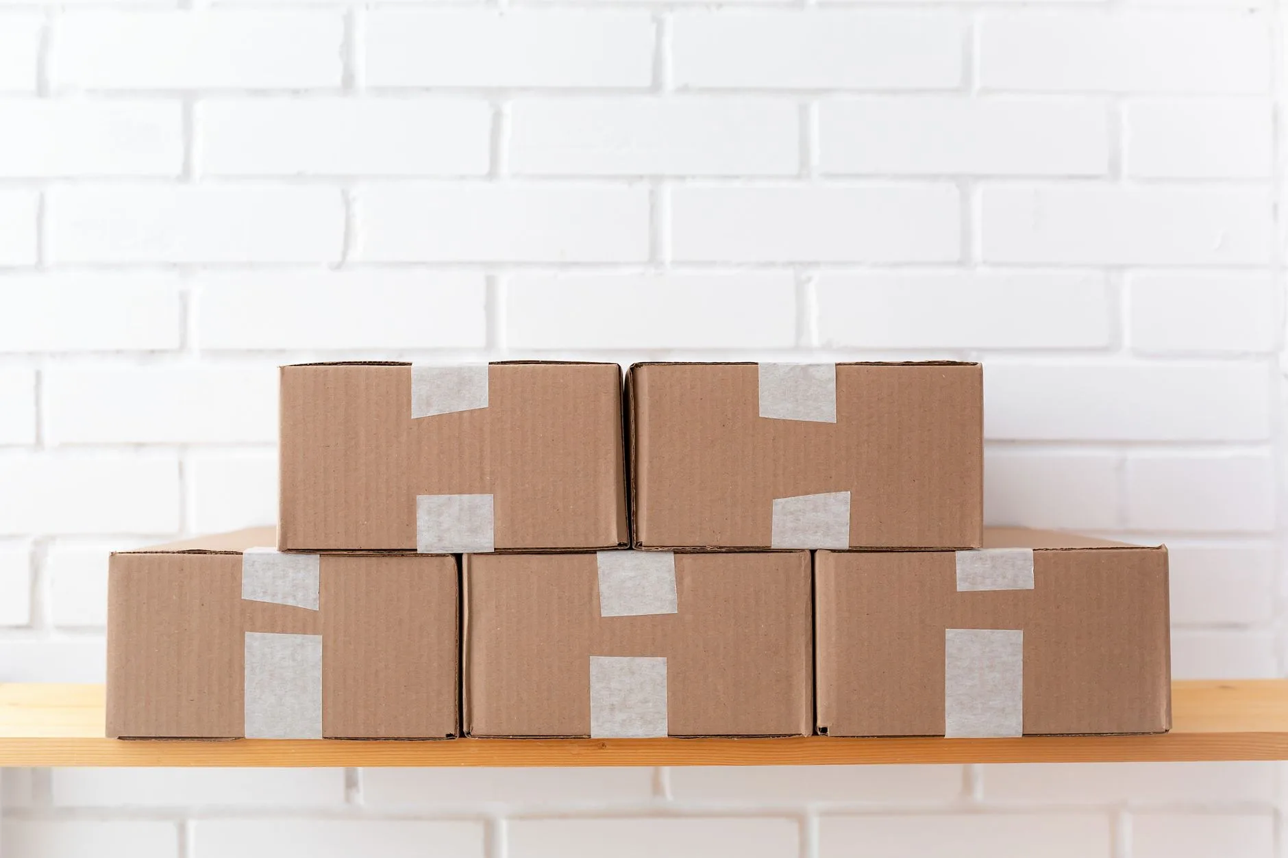 El estanco, nuevo punto de recogida de paquetes: así es el acuerdo con Correos Express
