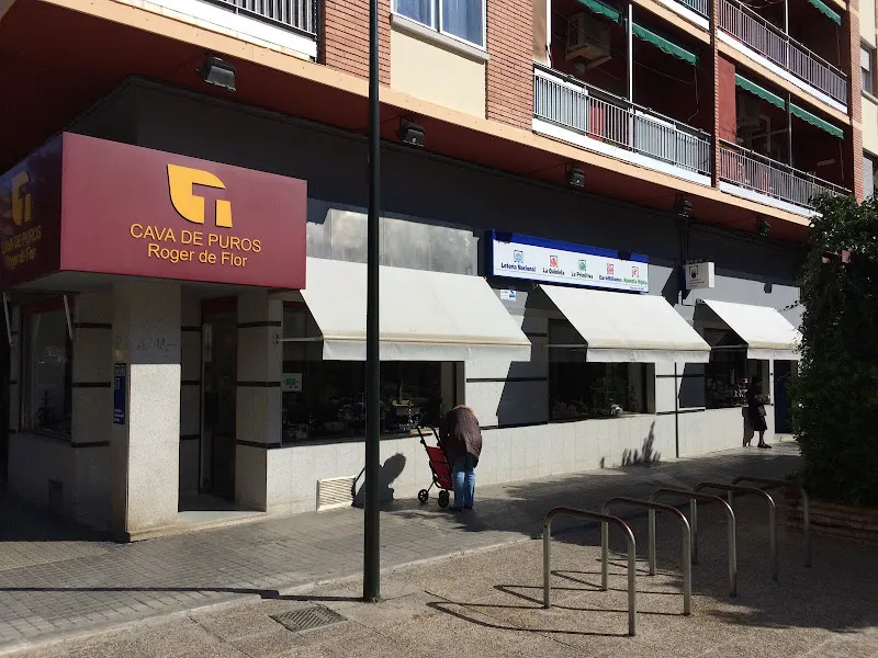 Estanco Roger de Flor - Estanco en Zaragoza - foto 2