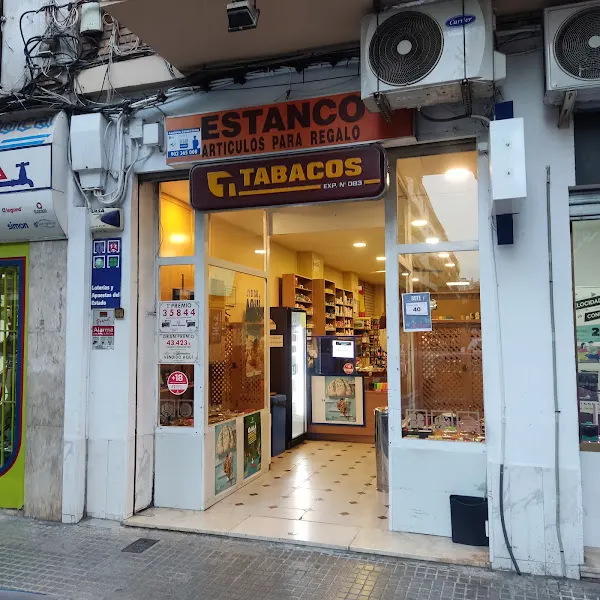 Estanco n°83. Tabacos y cava de puros - Estanco en Córdoba - foto 2