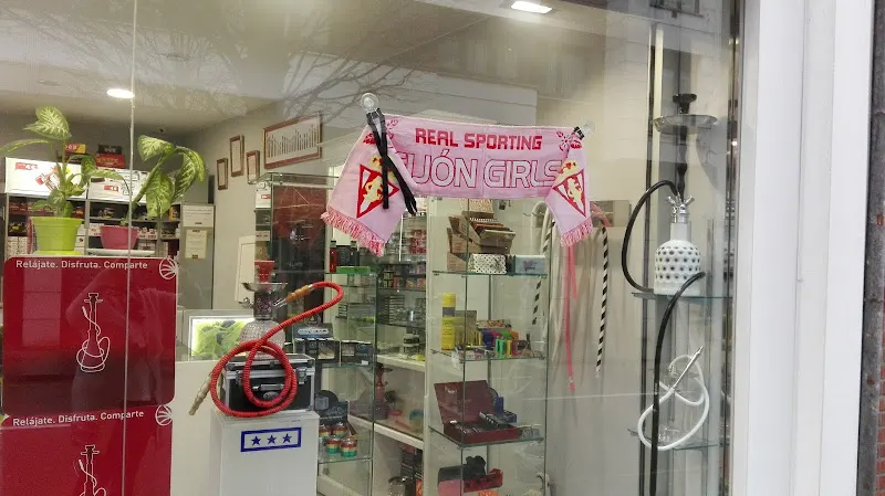 Estanco de Emma desde 1887 (La Tienda de la Cachimba) en Gijón