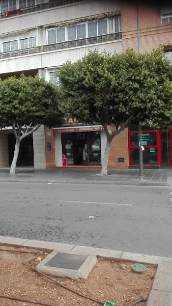 Expendeduria Número 3 - Estanco en Almería - foto 2