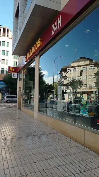 Estanco 24 horas LOS NARANJOS Badajoz - Estanco en Badajoz - foto 2