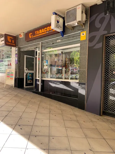 Estanco Los Canarios Jaén - Estanco en Jaén - foto 2