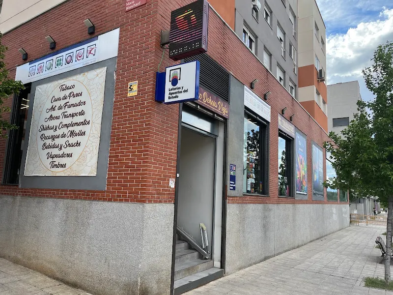 Estanco y Loterías San Sebastián de los Reyes Dehesa Vieja BOUTIQUE IQOS NICKEL PS GLS - Estanco en San Sebastián de los Reyes - foto 2