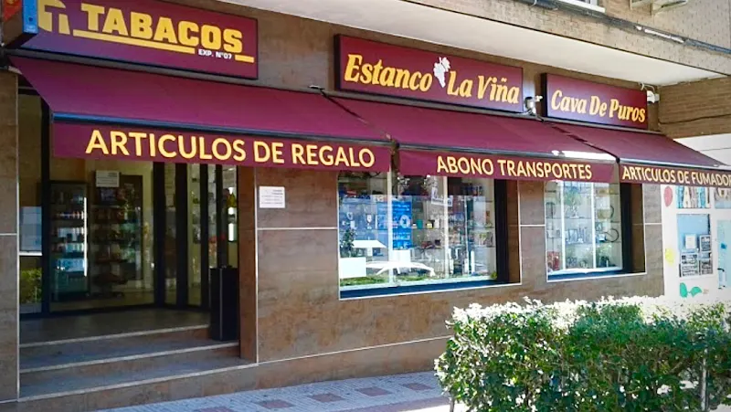 Estanco La Viña Cava de Puros IQOS Official Reseller / Punto Nickel