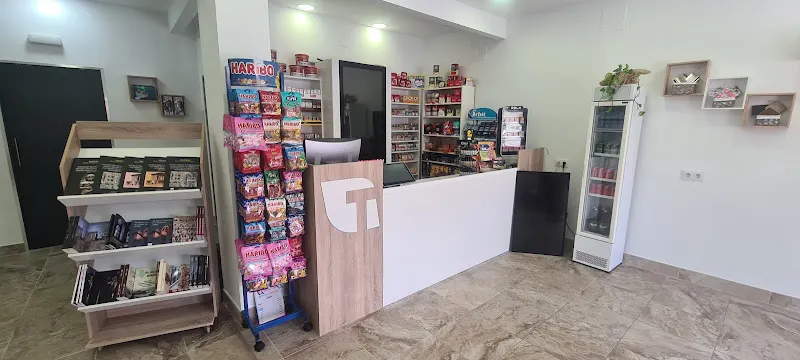 Librería Lucena - Estanco y recuerdos de Baena - Baena