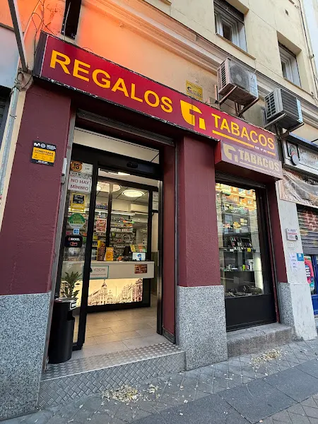 Estanco y Regalos Ferrocarril 19 - Estanco en Madrid - foto 2