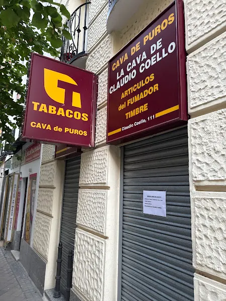 Estanco Número 683 - IQOS Official Reseller - Cava de Puros - Estanco en Madrid - foto 2