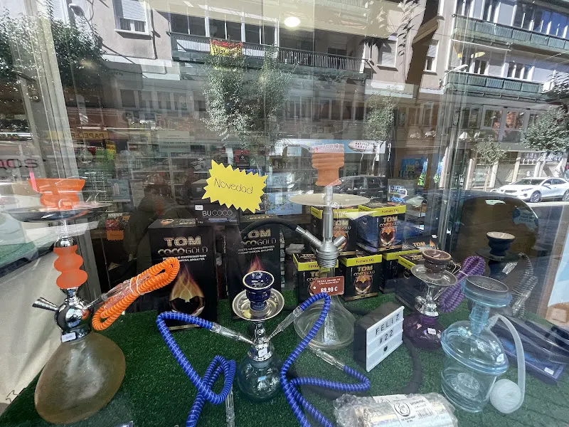 Estanco 566 (Tabacco Shop 566) - Estanco en Madrid - foto 2