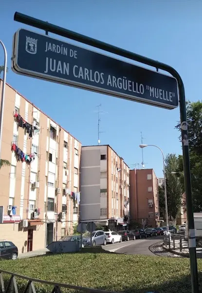 Estanco Plaza Juan Carlos Argüello "MUELLE" Campamento y Colonia Jardín - Estanco en Madrid - foto 2