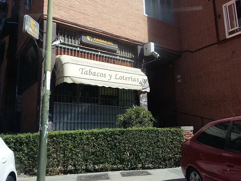 Expendeduría Número 666 - Estanco en Madrid - foto 2