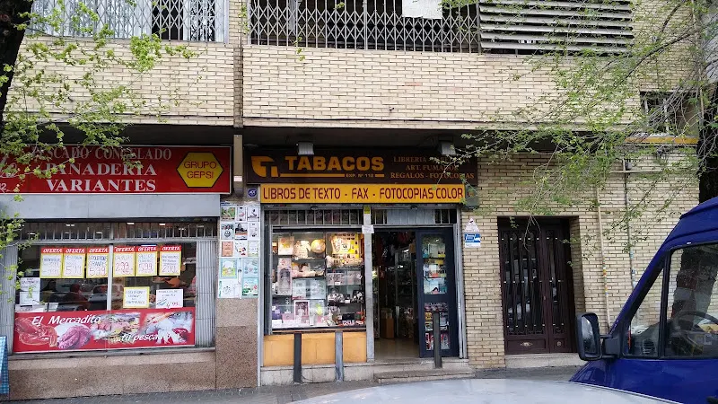 Estanco Librería Papelería Prensa en Madrid - foto 2