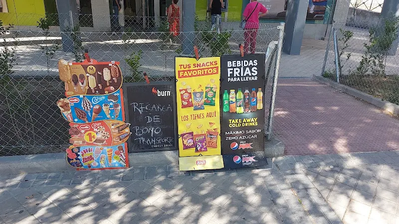 Kiosco manolo - Quiosco en Madrid - foto 2