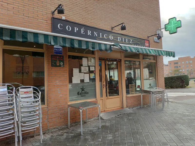 Copérnico Diez Taberna - Bar con venta de tabaco en Madrid - foto 2