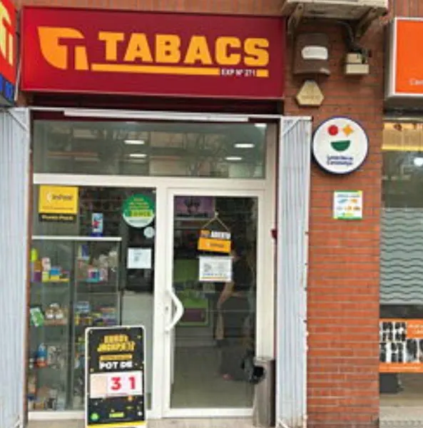 Tabacs Barcelona 271 - Estanco en Barcelona - foto 2