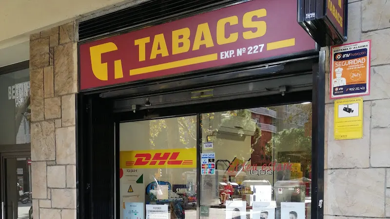 Estanc Tabacs DHL IQOS CELERITAS NICKEL - Estanco en Barcelona - foto 2
