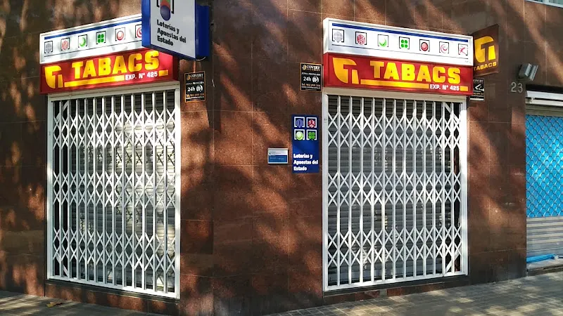 Loterías y Expendeduria Número 425 - Estanco en Barcelona - foto 2